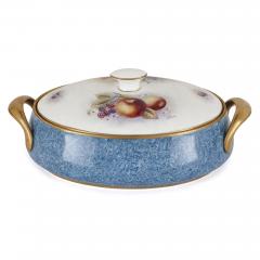 James Skerrett Dursley porcelain dinner set decorated by James Skerrett - 3326220