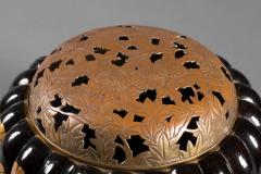Japanese Black Lacquer Chrysanthemum Shaped Incense Burner Koro  - 4340456