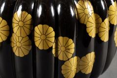 Japanese Black Lacquer Chrysanthemum Shaped Incense Burner Koro  - 4340459