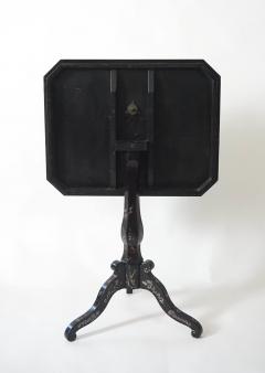 Japanese Export Lacquer and Abalone Inlaid Tilt Top Stand Nagasaki circa 1840 - 3842855