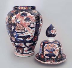 Japanese Imari Vase and Lid - 877705