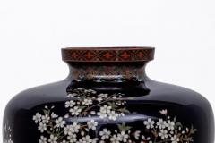 Japanese Meiji Cloisonn Enamel Vase with Cherry Blossoms Ota Tamashiro - 4311657