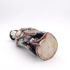 Japanese Porcelain Imari Courtesan with Dove Late 19th Century circa 1880 - 2804993