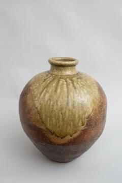 Japanese Shigaraki Grain Storage Jar - 1964311