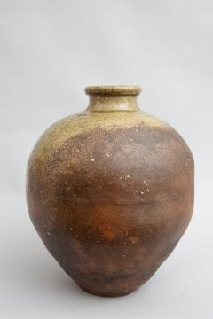 Japanese Shigaraki Grain Storage Jar - 1964316