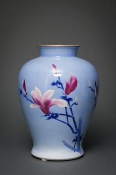Japanese Studio Art Porcelain Vase - 4752008