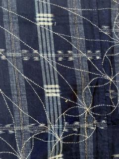 Japanese Vintage Indigo Woven Ikat Gasuri with Sashiko Textile Panel - 2788865