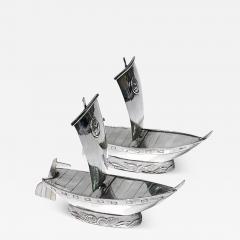 Japanese sterling silver salt and pepper in the form of sailing ships C 1950  - 3273013