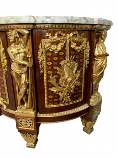 Jean Henri Riesener A 19TH CENTURY FRENCH ORMOLU MOUNTED COMMODE AFTER JEAN HENRI RIESENER - 3537508