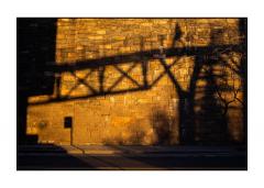Jean Luc Fievet 2021 03 07 Manhattan Bridge to Brooklyn Bridge NY CV 08 Color Photograph Night - 3822700