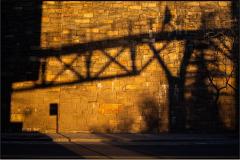 Jean Luc Fievet 2021 03 07 Manhattan Bridge to Brooklyn Bridge NY CV 08 Color Photograph Night - 4270073