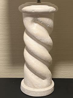 Jean Michel Frank MODERNIST PAIR OF SPIRAL PLASTER COLUMN LAMPS IN THE MANNER OF JEAN MICHEL FRANK - 3157233