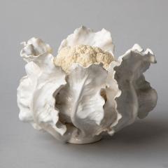 Jean Paul Gourdon MEDIUM LIFE SIZE SCULPTURE OF A CAULIFLOWER IN MATT AND GLAZED WHITE FA ENCE - 2723799