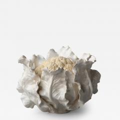 Jean Paul Gourdon MEDIUM LIFE SIZE SCULPTURE OF A CAULIFLOWER IN MATT AND GLAZED WHITE FA ENCE - 2729813