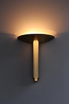 Jean Perzel A FINE LARGE FRENCH ART DECO BRONZE AND GLASS WALL LIGHT BY PERZEL - 745898