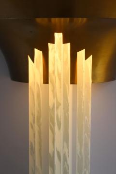 Jean Perzel A Large Fine French Art Deco Bronze Sconce with Cascading Glass Slabs by Perzel - 2067090