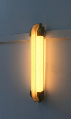 Jean Perzel Fine French Art Deco Vertical Wall Light in Bronze and Glass by Jean Perzel - 1377174