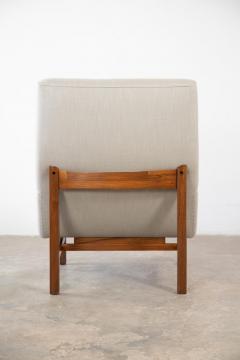Jens Risom Jen Risom Floating Lounge Chairs in Walnut Cradle Frames with Linen Upholstery - 3226705