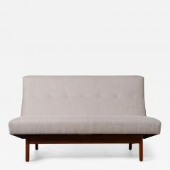 Jens Risom Jens Risom Armless Settee in Walnut Cradle Frame with Linen Upholstery 1960s - 4745079