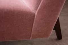 Jens Risom Jens Risom Floating Three Seater Armless Sofa in Walnut and Mohair - 801658