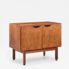 Jens Risom Jens Risom Mid Century Walnut 2 Door Cabinet Credenza - 4561458