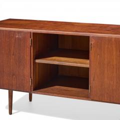 Jens Risom Jens Risom Mid Century Walnut and Brass Credenza - 4550778