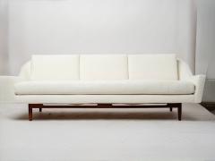 Jens Risom Jens Risom Model 2516 Sculptural Sofa Vanilla Ice Cream Boucl w Walnut Base - 4375260