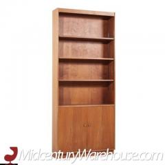 Jens Risom Jens Risom Style Mid Century Walnut Bookcases Pair - 3463041