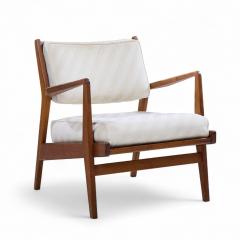 Jens Risom Jens Risom U430 Mid Century Walnut Lounge Chairs Pair - 4422199