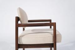 Jens Risom Jens Risom Walnut Armchairs in Natural Mohair C 1950s - 3559862