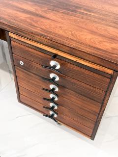 Jens Risom Large Rosewood Executive Desk Jens Risom Y Pulls 1960s - 4279861