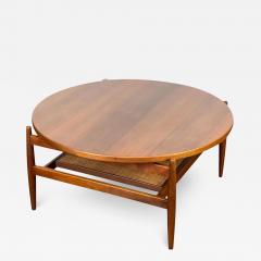 Jens Risom Mid Century Walnut and Cane Floating Round Cocktail Table by Jens Risom - 2853907