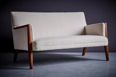 Jens Risom Newly upholstered Kvadrat Jens Risom settee or two seater USA 1950s - 3573898