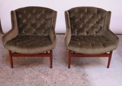 Jens Risom Pair of Jens Risom Walnut Floating Lounge Chairs in Olive Velvet - 1957487