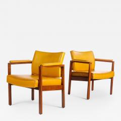 Jens Risom Set of Two 2 Lounge Chairs in Walnut Original Mustard Fabric - 2740242