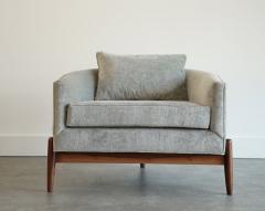 Jens Risom Tripod Barrelback Lounge Chairs in Greige Linen C 1950s - 4581330