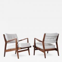 Jens Risom Walnut Lounge Chairs in Gray Linen Model U430 for Risom Inc Circa 1950s - 3562808