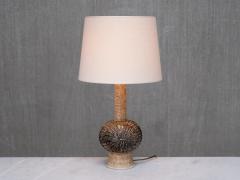 Jette Heller e Sculptural Jette Heller e Stoneware Table Lamp Axella Keramik Denmark 1960s - 4597995