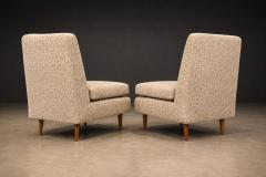 Joaquim Tenreiro Pair of L Lounge Chairs in Hardwood Chenille by Joaquim Tenreiro - 4594343
