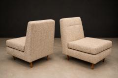 Joaquim Tenreiro Pair of L Lounge Chairs in Hardwood Chenille by Joaquim Tenreiro - 4594346