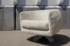 Joe Durso Swivel Armchair in the Style of Joe DUrso - 177647