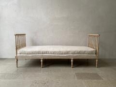 Johan Lindgren 18th C Swedish Gustavian Period Daybed Sofa In Original Paint By Johan Lindgren - 2232072