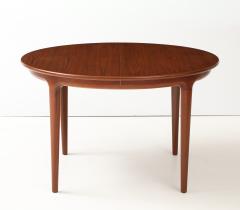 Johannes Andersen Johannes Andersen Danish Teak Dining Table With Two Leaves - 4713430