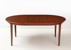 Johannes Andersen Johannes Andersen Danish Teak Dining Table With Two Leaves - 4713438