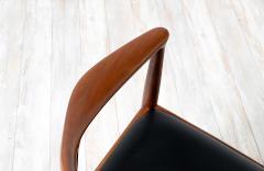 Johannes Hansen Hans Wegner Round Walnut Leather Armchair for Johannes Hansen - 3190809