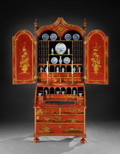 John Belchier A GEORGE I PERIOD SCARLET AND GILT JAPANNED BUREAU CABINET - 4551257
