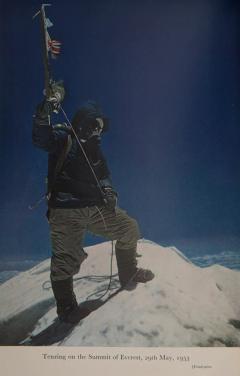 John Hunt The Ascent of Everest BY John HUNT - 3257717