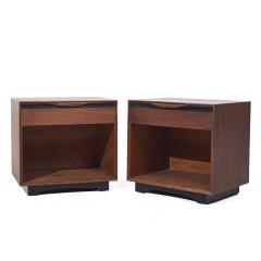 John Kapel John Kapel for Glenn of California Mid Century Walnut Nightstands Pair - 3968769