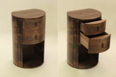 Jonathan Field A pair of bedside tables of English walnut - 1965496