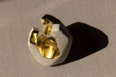 Jorge Y zpik Untitled Sin Titulo sculpture solid clay gold leaf beige 2 - 2396464